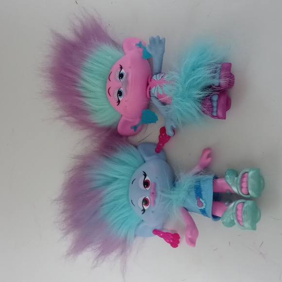 Dreamworks Other - Dreamworks Troll Movie 9"  Satin and Chenille Twin Troll Figures
